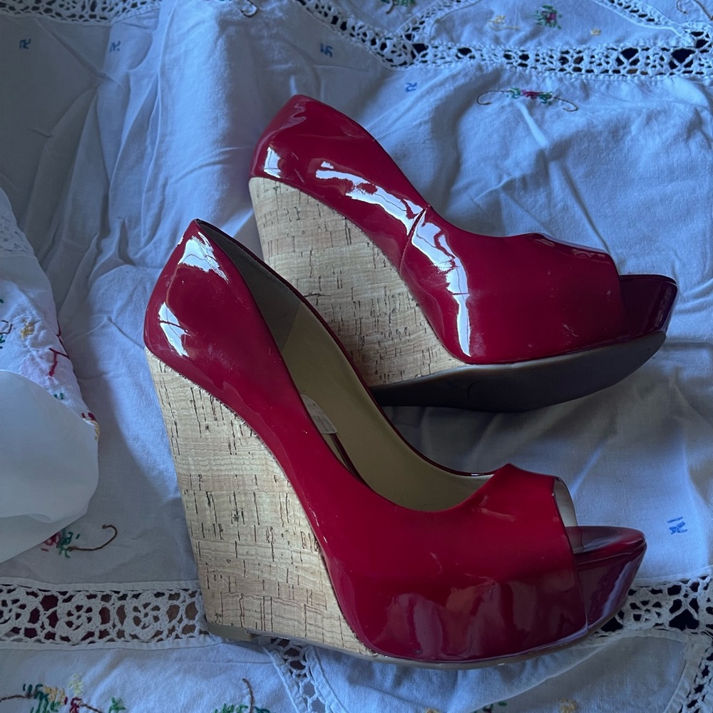 Jessica Simpson wedges